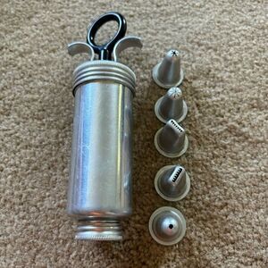 Mirro Vintage Mini Pastry Press With 5 Tips